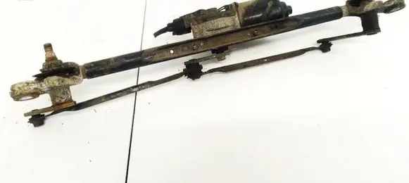 Hyundai Santa Fe Front wiper linkage and motor