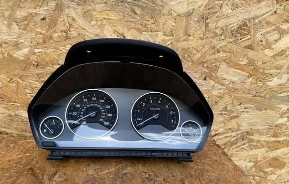 BMW 4 F32 F33 Speedometer (instrument cluster) 9232895 30786411 6847245