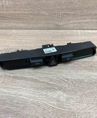 Opel Astra G Hazard light switch 13100107 03758070