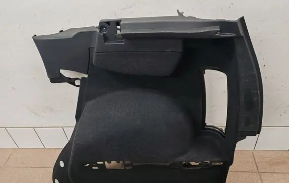 Audi A2 Trunk/boot side trim panel 8Z0863880B