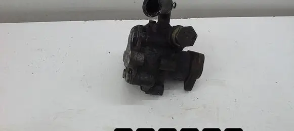 Skoda Superb B5 (3U) Power steering pump 1900d 8d0145177