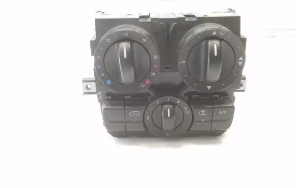 Mercedes-Benz Vito Viano W639 Climate control unit A6399061300KZ A6399061300