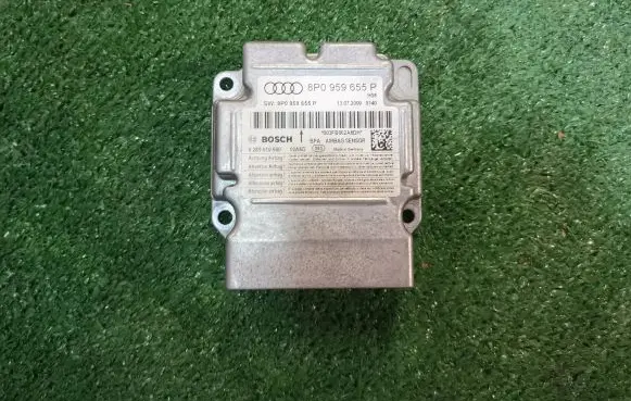 Audi A3 S3 A3 Sportback 8P Airbag control unit/module 8P0959655P
