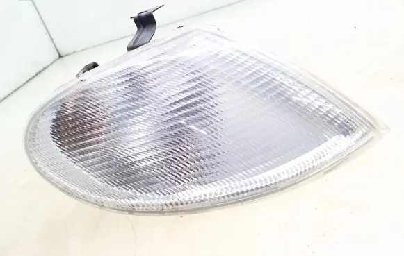 Ford Galaxy Front indicator light