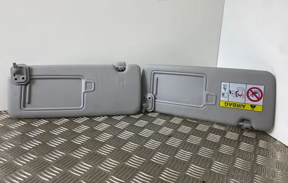 Hyundai Tucson TL Sun visor