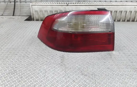 Renault Laguna II Rear/tail lights 8200002473