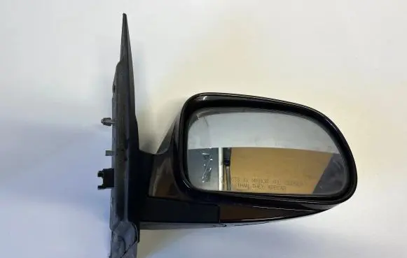 SsangYong Rexton Front door electric wing mirror