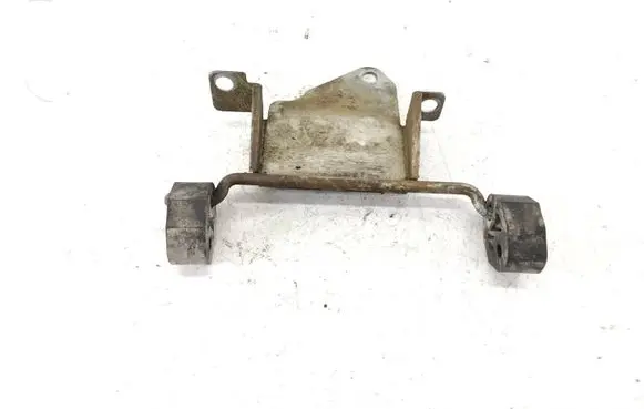 Volvo V70 Muffler mount bracket/holder 