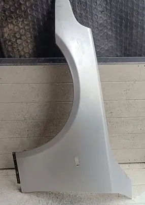 BMW 5 E60 E61 Fender