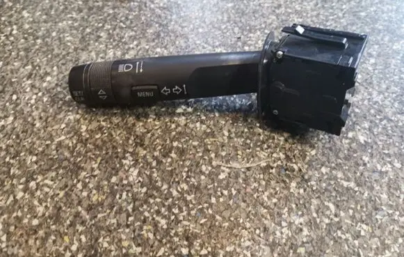 Buick Encore I Indicator stalk 94745683 96990568