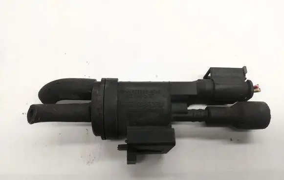 Mercedes-Benz E C207 W207 Engine mount vacuum valve 0025401497