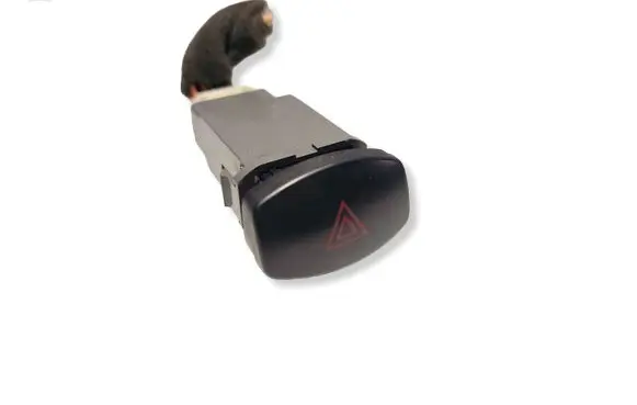 Chevrolet Lacetti Hazard light switch 864W0140