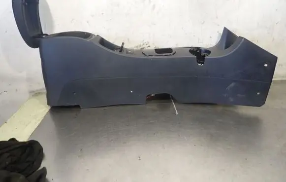 KIA Sportage Center console 