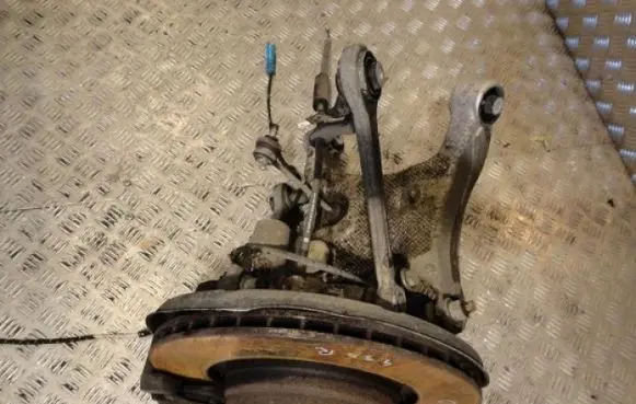 BMW 7 E65 E66 Rear wheel hub
