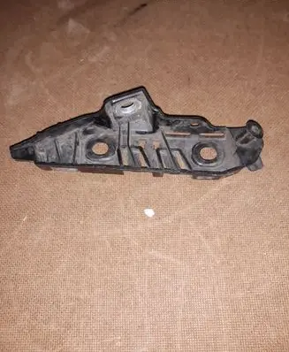 Volkswagen PASSAT B8 Front bumper mounting bracket 3G0807050