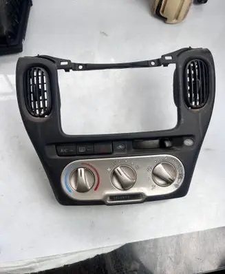 Toyota Yaris Verso Interior fan control switch 7474