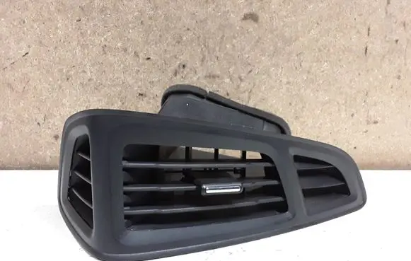 Ford Focus Dashboard side air vent grill/cover trim BM51B018B08AF BM51018B08