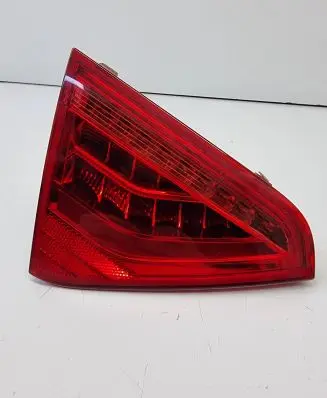 Audi S5 Tailgate rear/tail lights 8T0945093C