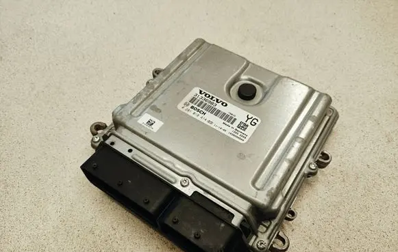Volvo XC60 Engine control unit/module 31336983 0281018414 1039S50500