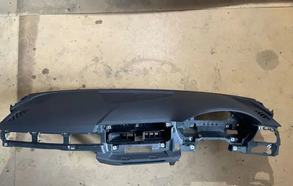 Audi A5 Dashboard 8W2857001H 8U2857001H PNE71022190