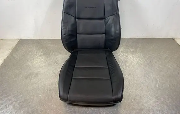 Jeep Grand Cherokee Front driver seat 