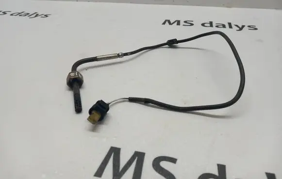 Mercedes-Benz GL X164 Exhaust gas temperature sensor A0051531828 0051531828