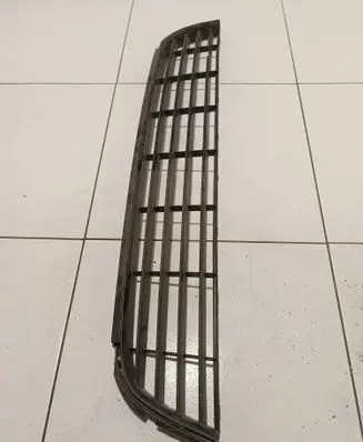 Volkswagen Golf VI Front bumper lower grill 1K9853677A