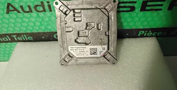 Audi A4 S4 B8 8K LED ballast control module 8K0907472A