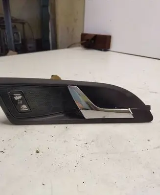 Front door interior handle