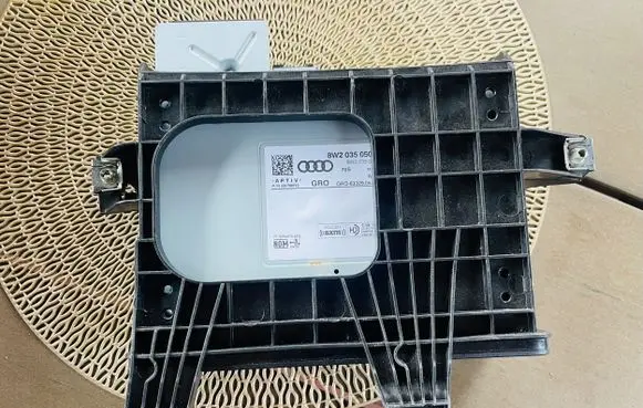 Audi S5 F5 Radio/CD/DVD/GPS head unit 8W2035050M 8W2035050A A0029052320
