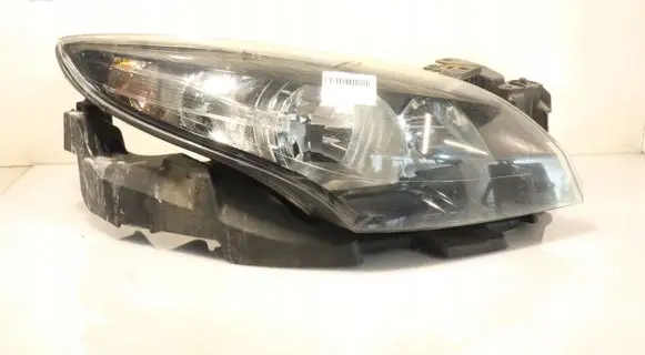 Renault Megane III Headlight/headlamp