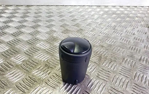 Ashtray (front)