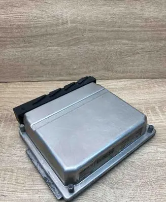 Volvo V70 Engine control unit/module ECU 08667710A 0281010319 HT2