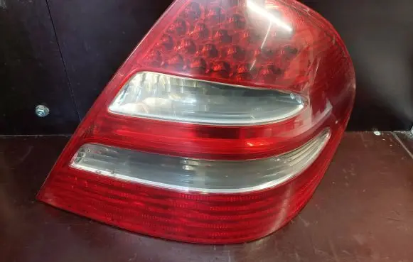 Mercedes-Benz E W211 Rear/tail lights A2118200664 334010 63940623