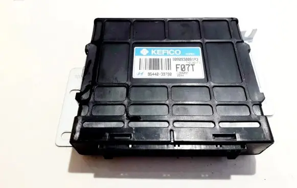 Hyundai Trajet Gearbox control unit/module 9090930081a3 95440-3790