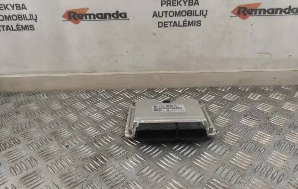Skoda Superb B5 (3U) Engine control unit/module 8E0907401T 0281011444 1039S05944