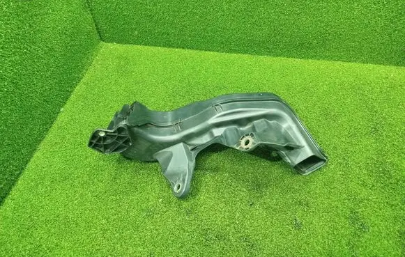 Renault Trafic III (X82) Air intake duct part 214757782R 93453523 8536