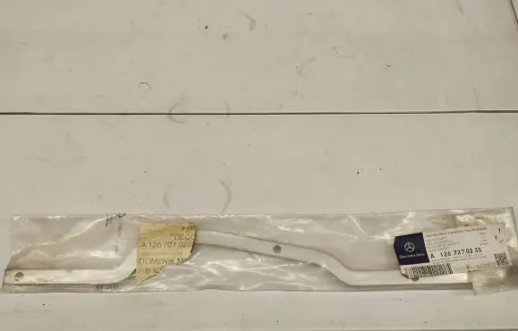 Mercedes-Benz 380 560SEC C126 Front door card panel trim 1267270235