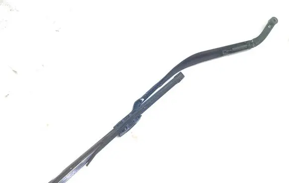 Maserati Ghibli Windshield/front glass wiper blade 670001642 24569 89813736