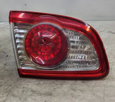 Hyundai Santa Fe Tailgate rear/tail lights 924052B5 924052B520