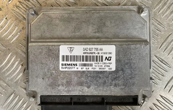 Porsche Cayenne (9PA) Transfer box differential control unit 0AD927755AA 5WP22077 H16S1090
