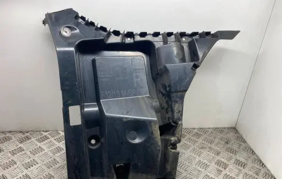 BMW 6 F12 F13 Bumper support mounting bracket corner 8050386 51128050386