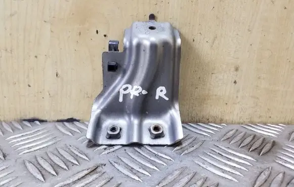 Honda Accord Fender mounting bracket