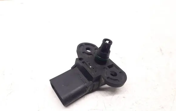 Volkswagen Golf V Air pressure sensor 06B906051 0261230031