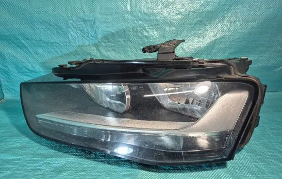 Audi A4 S4 B8 8K Headlight/headlamp 8K0941003AC 30643065 0301275601