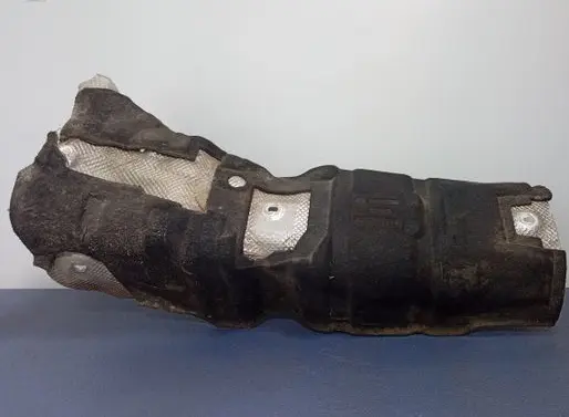 Mazda 3 II Exhaust heat shield