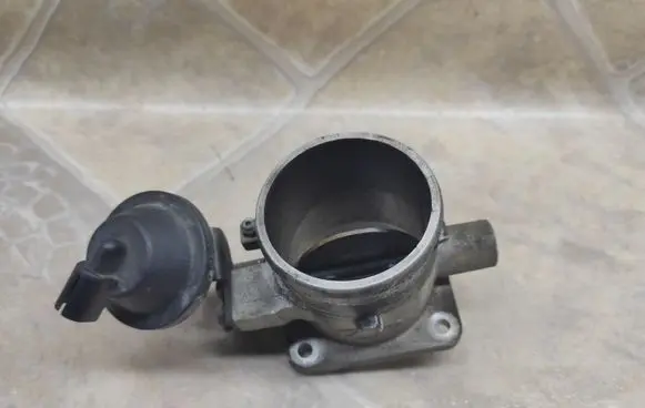 KIA Sorento Throttle valve 3510027XXX