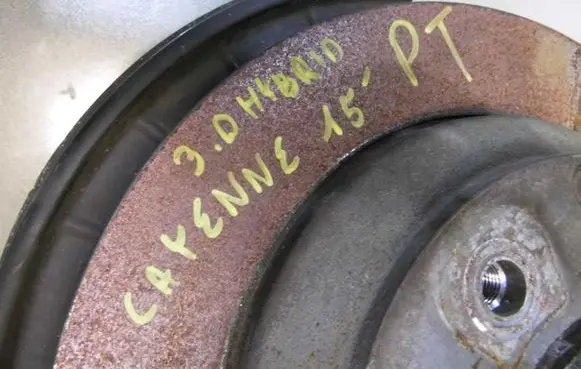 Porsche Cayenne (92A) Rear wheel hub