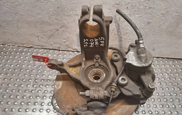 Peugeot 1007 Front wheel hub spindle knuckle S17986074 5P4