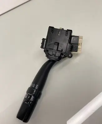 Toyota Avensis Verso Indicator stalk 173650